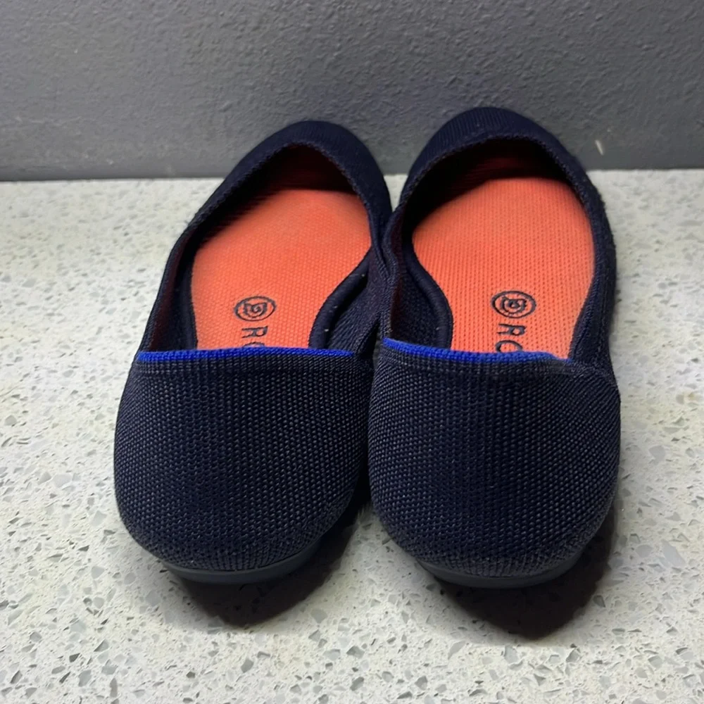 🌺🌺 Rothy's Flats 🌺🌺 - Picture 3 of 6